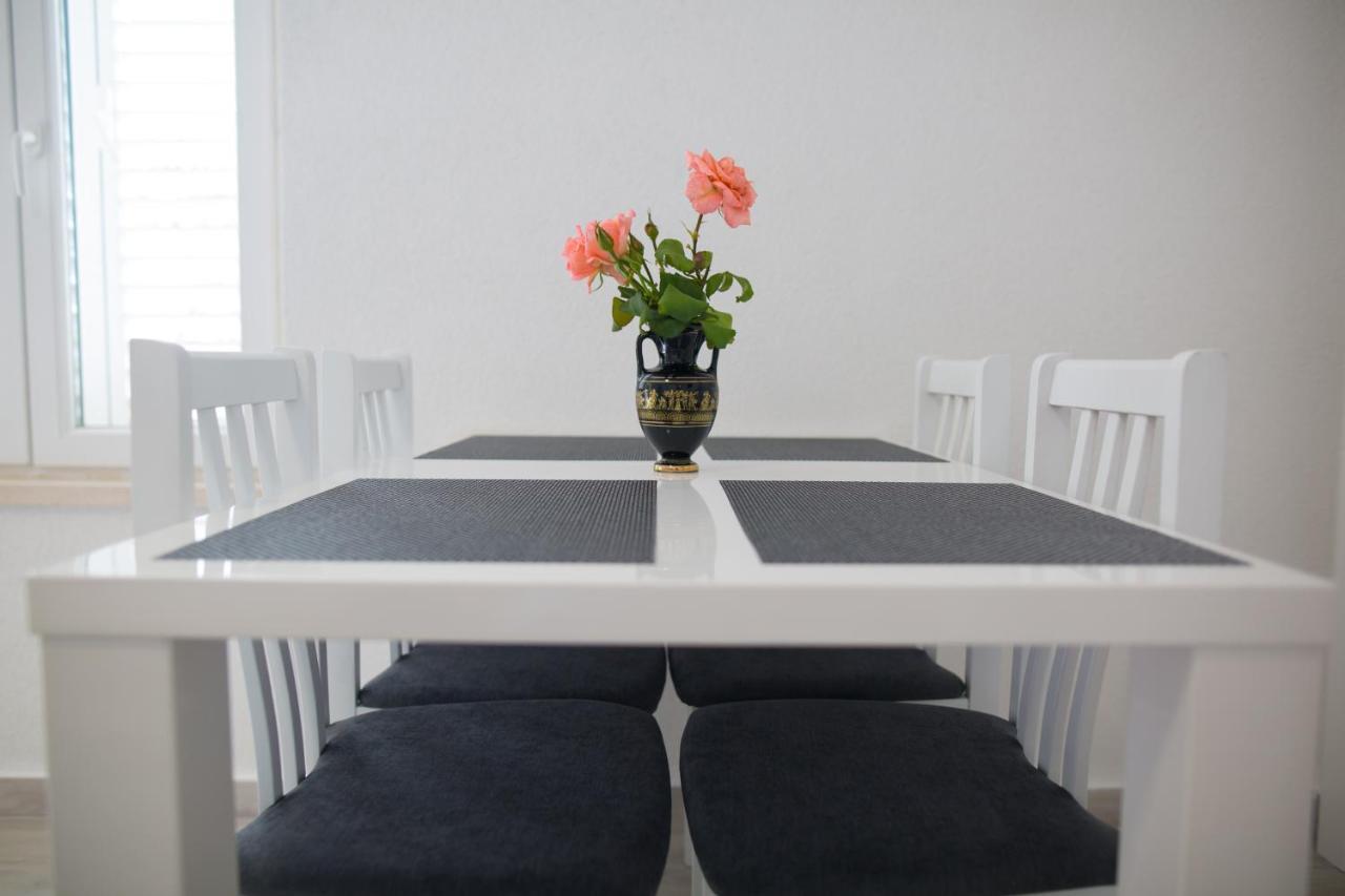 Serious Job Apartment Dubrovnik Dış mekan fotoğraf