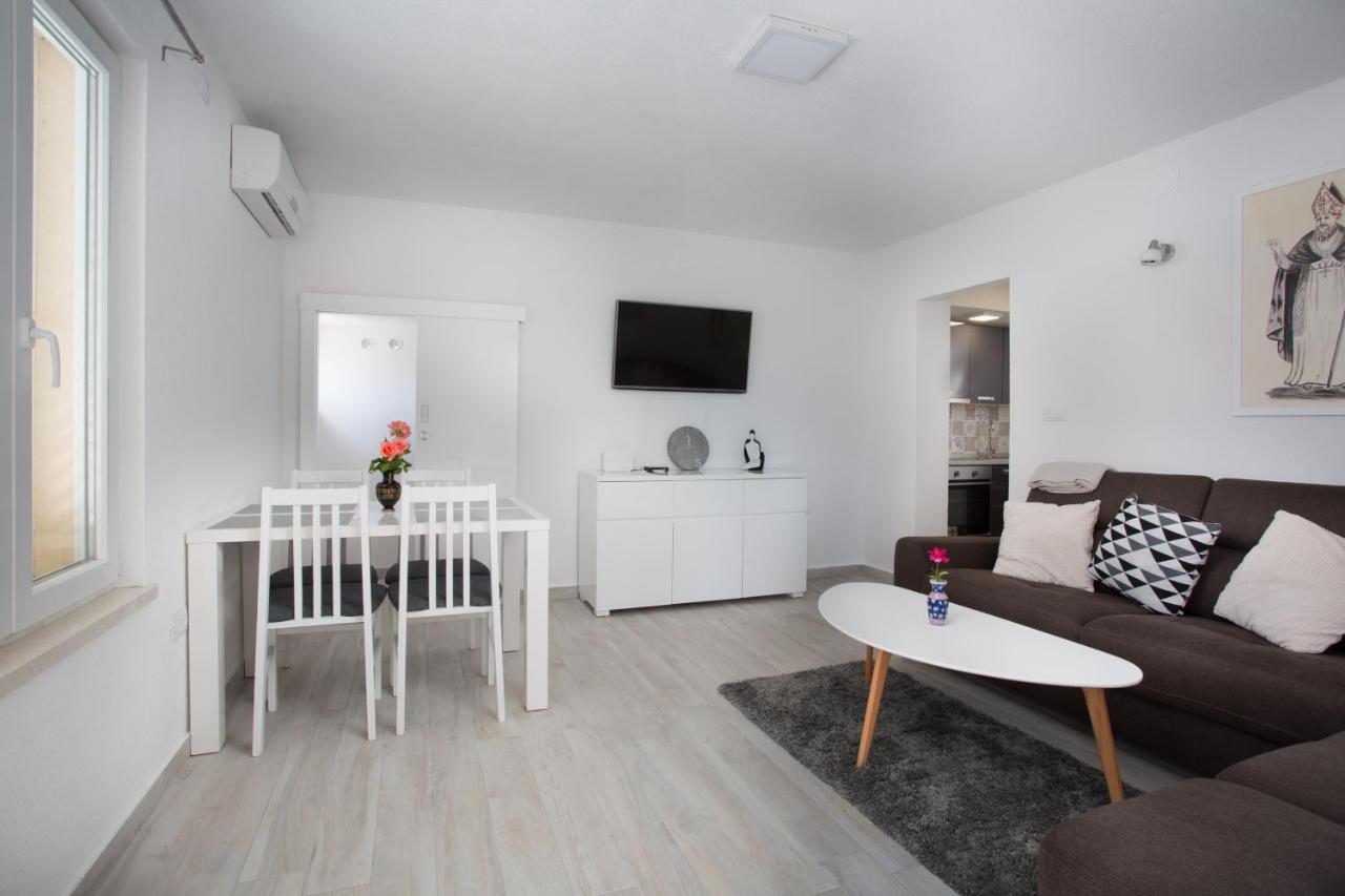 Serious Job Apartment Dubrovnik Dış mekan fotoğraf